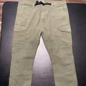 Slim Levi’s Cargo pants